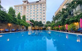 Classy Hotel & Spa  4*